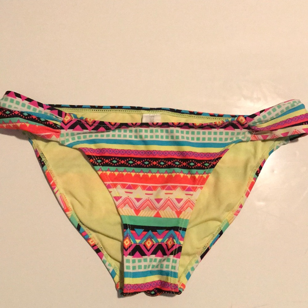 Bikini bottoms